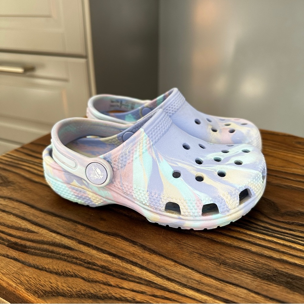 Toddler Girl Crocs size 9